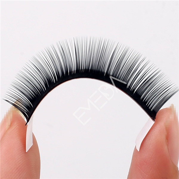 Pictures of Eyelash Extensions BCD Curl EL54